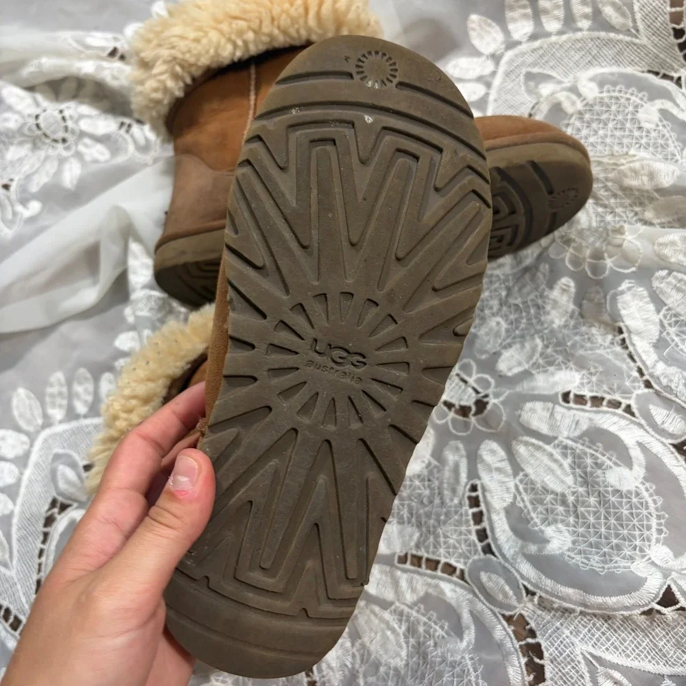 Y2K Fall UGG Classic Short Chestnut Sheepskin Boots F20012F Womens 7